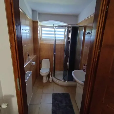 - Stara Stajnia - Na Krancu Swiata *