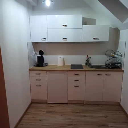 - Stara Stajnia - Na Krancu Swiata * Miłków