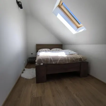 - Stara Stajnia - Na Krancu Swiata Landhuis Miłków