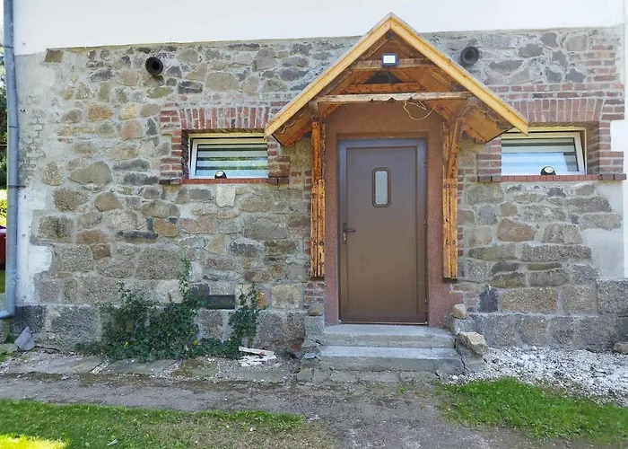 - Stara Stajnia - Na Krancu Swiata