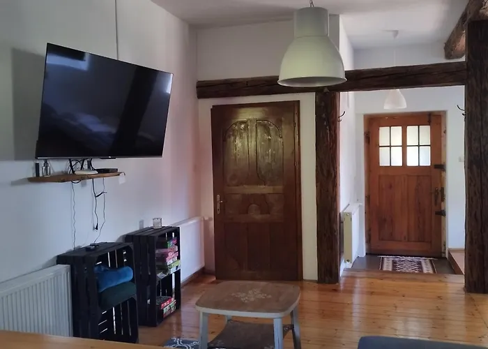 - Stara Stajnia - Na Krancu Swiata * Miłków